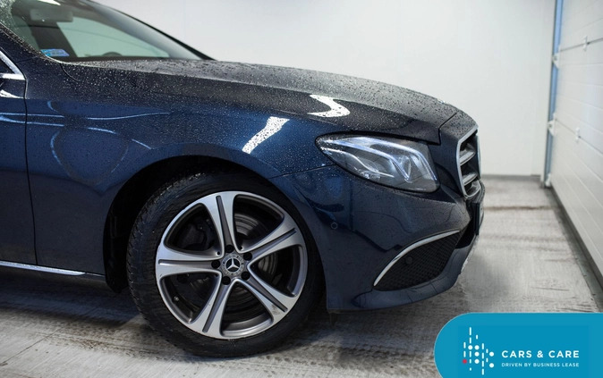 Mercedes-Benz Klasa E cena 159900 przebieg: 76264, rok produkcji 2019 z Kostrzyn nad Odrą małe 326